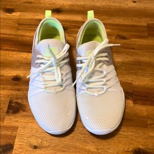 Women’s Nike Free TR 7